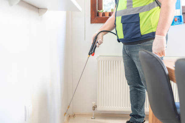 Best Emergency Pest Control  in Monona, WI